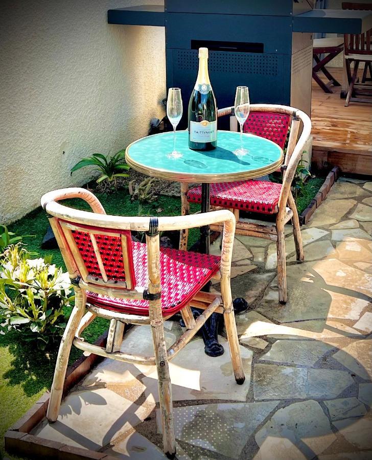 Appartement Mezzanine/Jardin/Terrasse Village Naturiste アグド エクステリア 写真